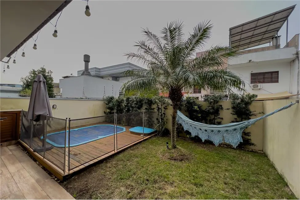 Foto 6 de Casa de Condomínio com 3 quartos à venda, 183m2 em Ipanema, Porto Alegre - RS