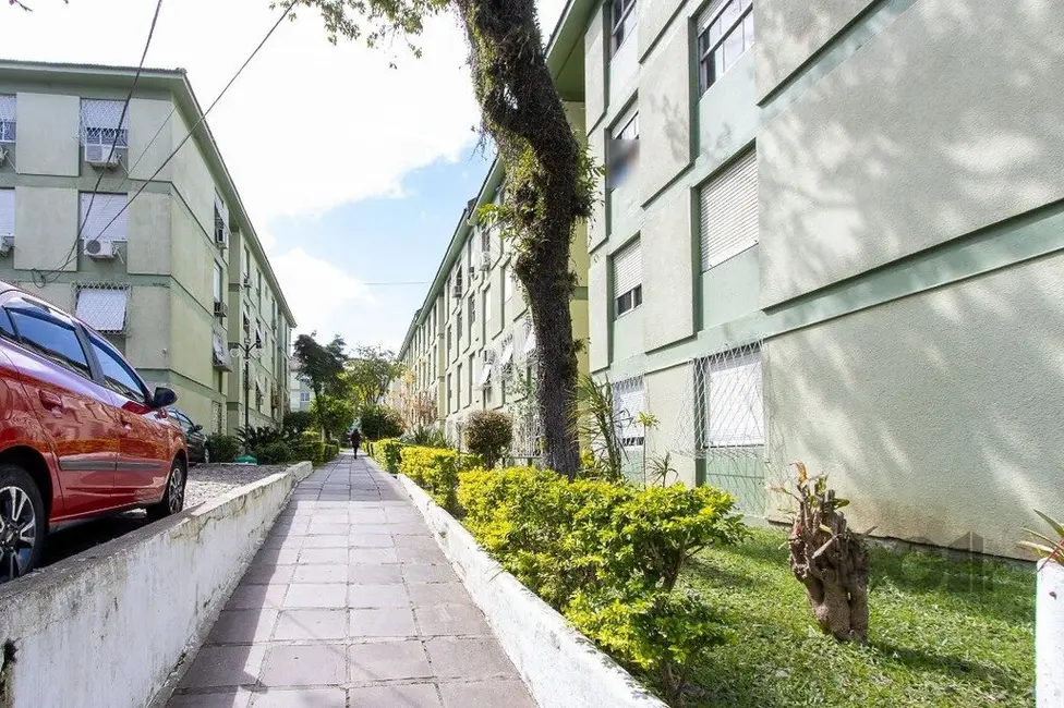 Foto 1 de Apartamento com 3 quartos à venda, 50m2 em Cristal, Porto Alegre - RS