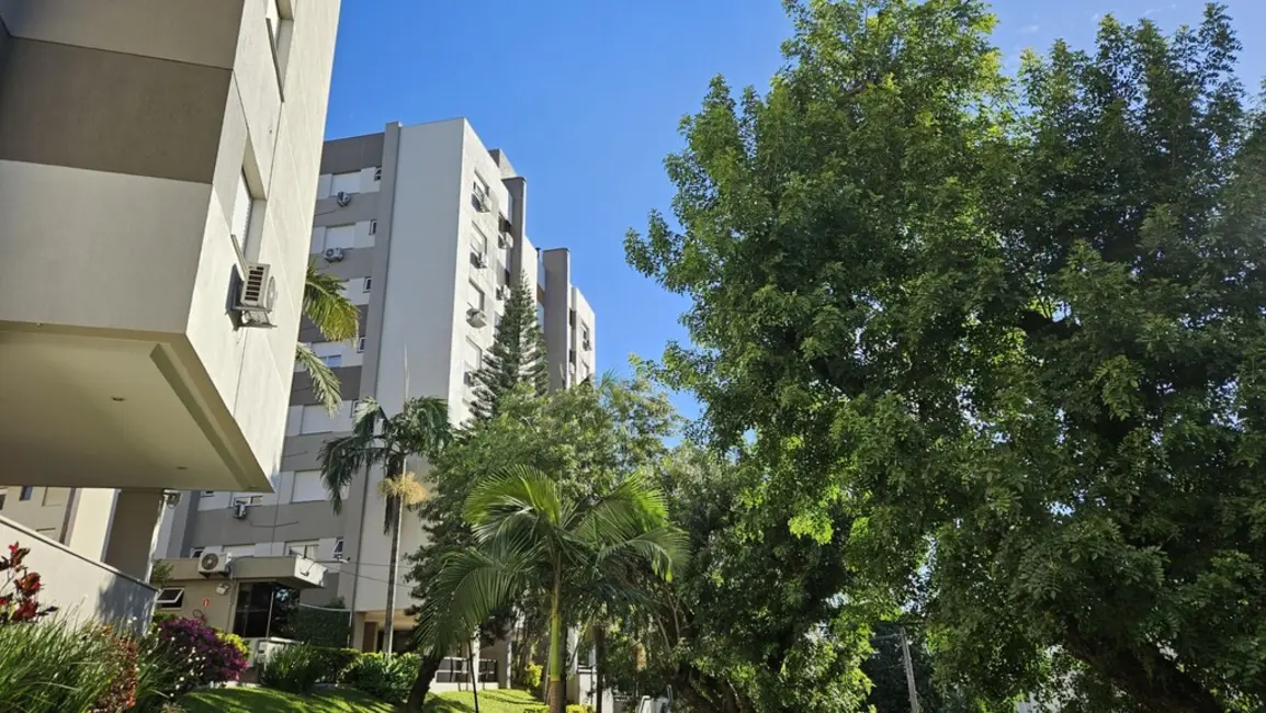 Foto 4 de Apartamento com 2 quartos à venda, 66m2 em Passo da Areia, Porto Alegre - RS