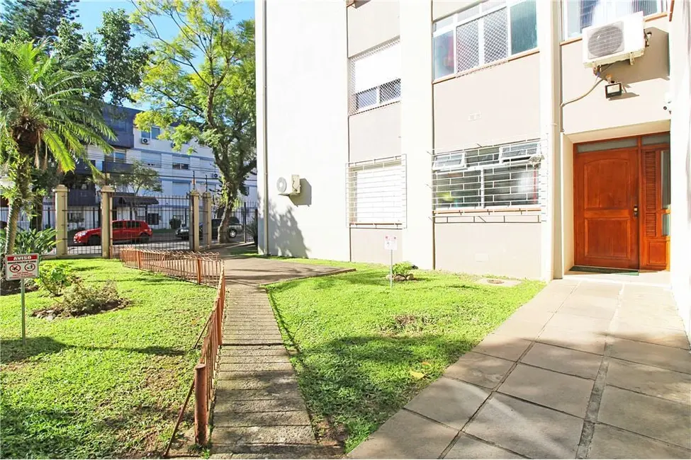 Foto 2 de Apartamento com 1 quarto à venda, 45m2 em Vila Ipiranga, Porto Alegre - RS