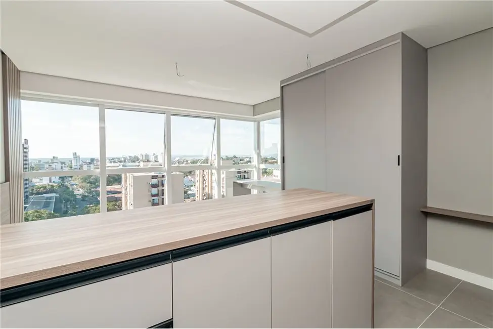 Foto 9 de Apartamento com 1 quarto à venda, 30m2 em Vila Ipiranga, Porto Alegre - RS