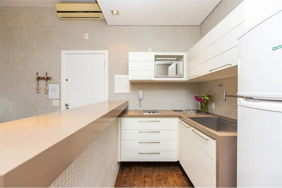 Apartamento com 2 quartos à venda, 78m2 em Jardim Três Marias, Guaruja - SP - imagem 9 Foto 9 de Apartamento com 2 quartos à venda, 78m2 em Jardim Três Marias, Guaruja - SP