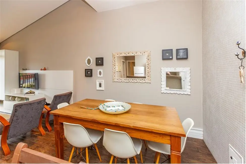 Apartamento com 2 quartos à venda, 78m2 em Jardim Três Marias, Guaruja - SP - imagem 5 Foto 5 de Apartamento com 2 quartos à venda, 78m2 em Jardim Três Marias, Guaruja - SP