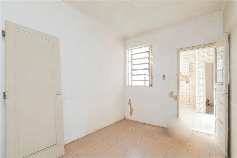 Apartamento com 2 quartos à venda, 117m2 em Menino Deus, Porto Alegre - RS - imagem 9 Foto 9 de Apartamento com 2 quartos à venda, 117m2 em Menino Deus, Porto Alegre - RS