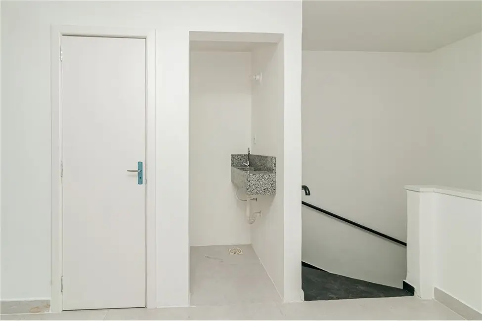 Foto 7 de Sala Comercial à venda, 32m2 em Floresta, Porto Alegre - RS