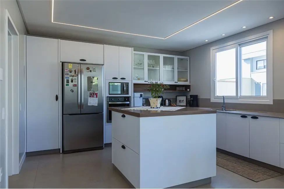 Foto 6 de Casa de Condomínio com 4 quartos à venda, 300m2 em Santa Regina, Camboriu - SC