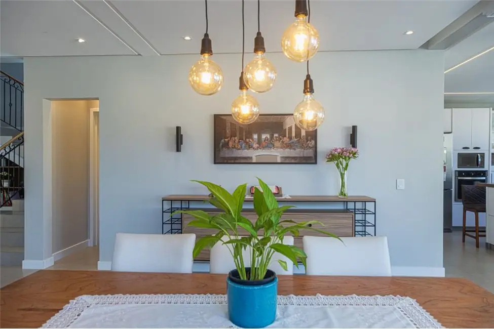 Foto 5 de Casa de Condomínio com 4 quartos à venda, 300m2 em Santa Regina, Camboriu - SC