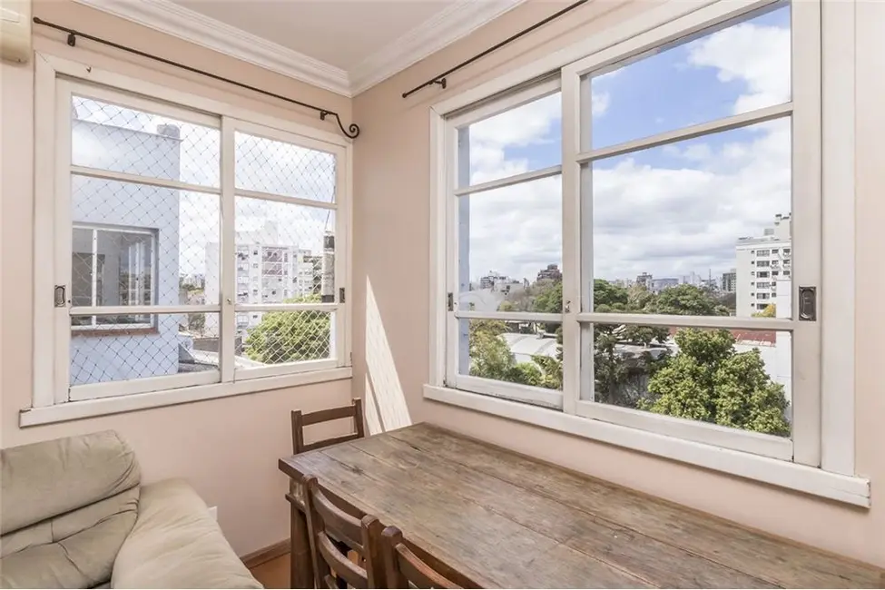 Foto 1 de Apartamento com 2 quartos à venda, 76m2 em Santana, Porto Alegre - RS