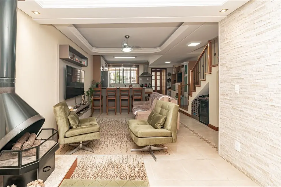 Foto 3 de Casa com 3 quartos à venda, 200m2 em Jardim Itu, Porto Alegre - RS