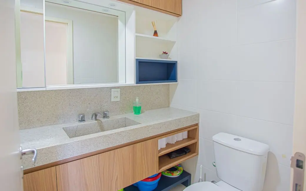 Foto 7 de Apartamento com 2 quartos à venda, 69m2 em Jardim Lindóia, Porto Alegre - RS