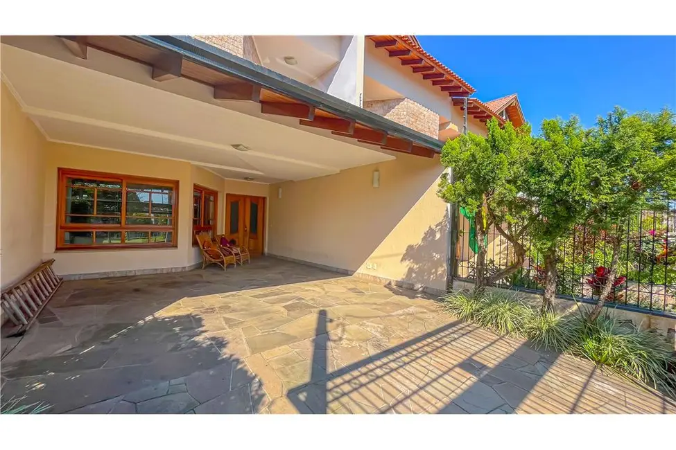 Foto 6 de Casa com 3 quartos à venda, 255m2 em Jardim Itu, Porto Alegre - RS