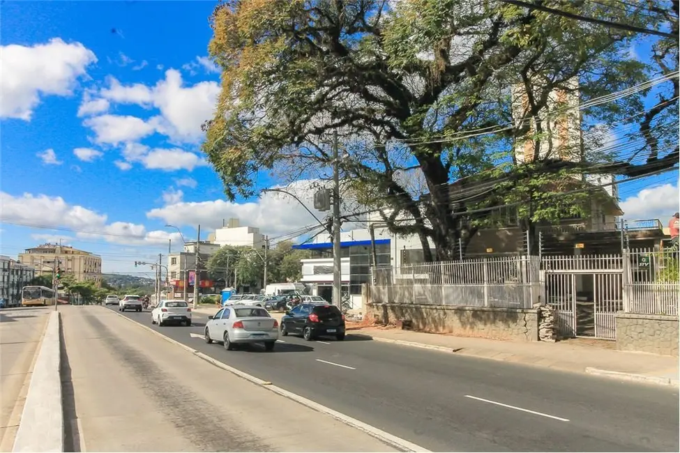 Foto 5 de Fazenda / Haras à venda, 606m2 em Petrópolis, Porto Alegre - RS