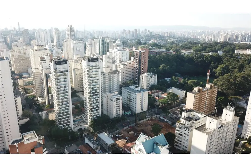 Apartamento com 3 quartos à venda, 225m2 em Pinheiros, São Paulo - SP - imagem 5 Foto 5 de Apartamento com 3 quartos à venda, 225m2 em Pinheiros, São Paulo - SP