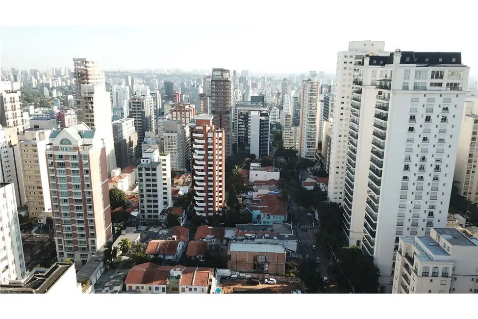 Apartamento com 3 quartos à venda, 225m2 em Pinheiros, São Paulo - SP - imagem 6 Foto 6 de Apartamento com 3 quartos à venda, 225m2 em Pinheiros, São Paulo - SP