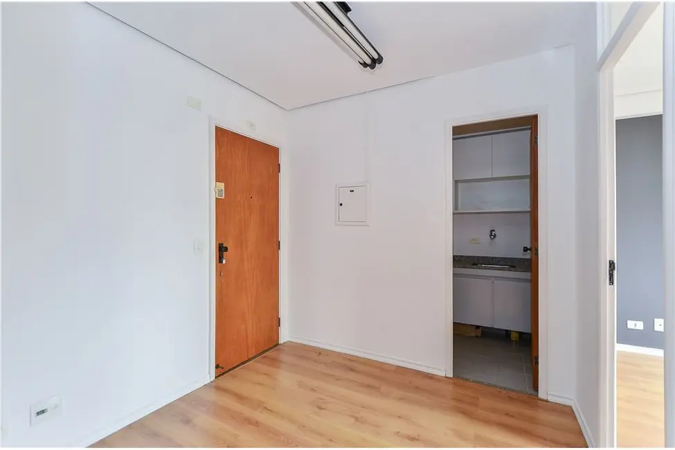 Sala Comercial à venda, 65m2 em Vila Olímpia, São Paulo - SP - imagem 4 Foto 4 de Sala Comercial à venda, 65m2 em Vila Olímpia, São Paulo - SP