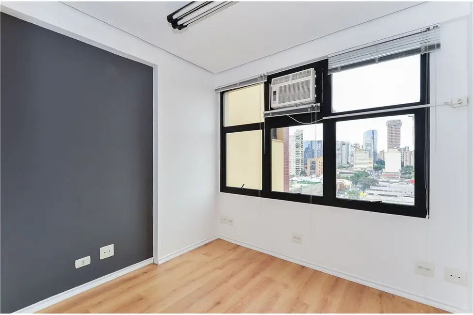Sala Comercial à venda, 65m2 em Vila Olímpia, São Paulo - SP - imagem 6 Foto 6 de Sala Comercial à venda, 65m2 em Vila Olímpia, São Paulo - SP