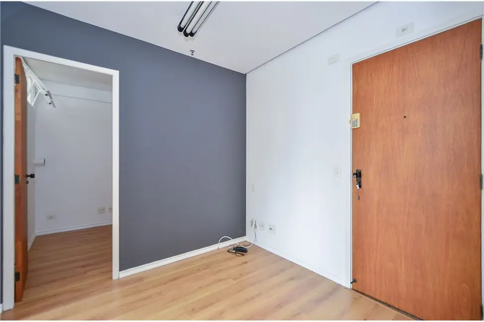 Sala Comercial à venda, 65m2 em Vila Olímpia, São Paulo - SP - imagem 3 Foto 3 de Sala Comercial à venda, 65m2 em Vila Olímpia, São Paulo - SP