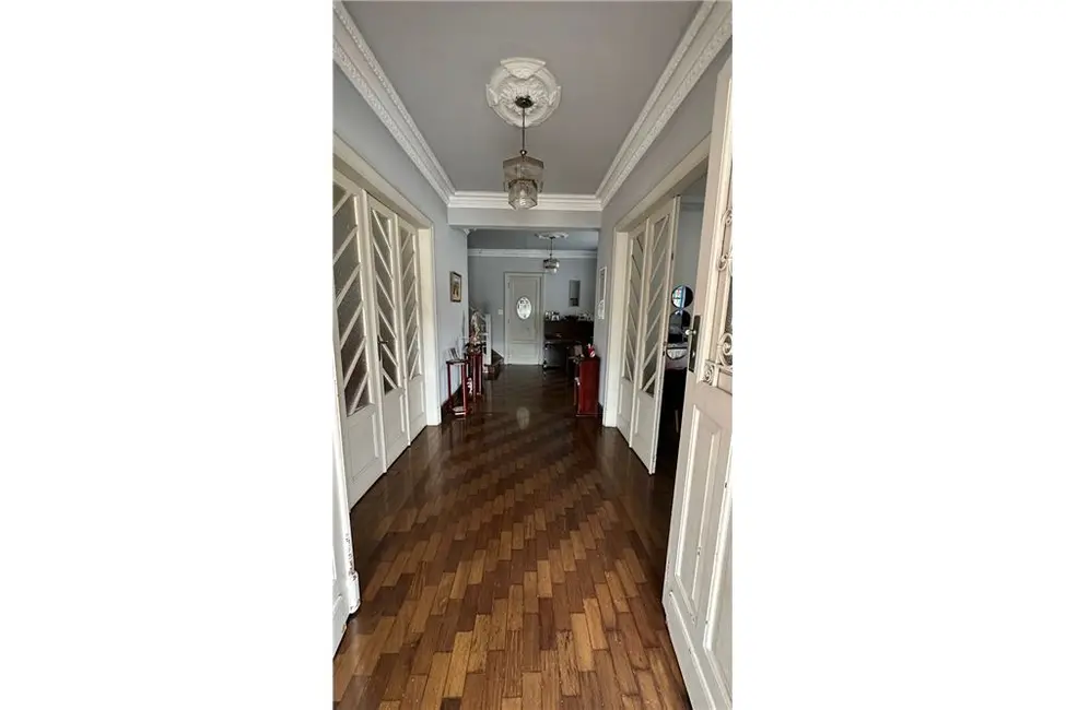 Foto 2 de Casa à venda, 385m2 em Cambuci, São Paulo - SP