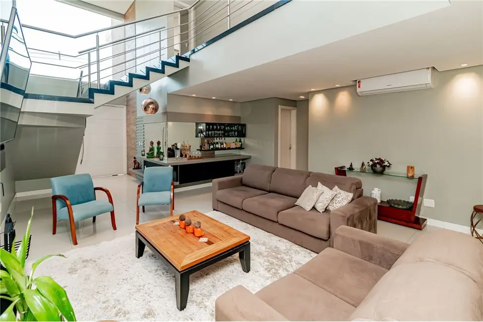 Casa com 4 quartos à venda, 319m2 em Centro, Viamao - RS - imagem 6 Foto 6 de Casa com 4 quartos à venda, 319m2 em Centro, Viamao - RS