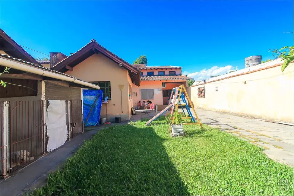 Casa com 3 quartos à venda, 90m2 em Serraria, Porto Alegre - RS - imagem 4 Foto 4 de Casa com 3 quartos à venda, 90m2 em Serraria, Porto Alegre - RS