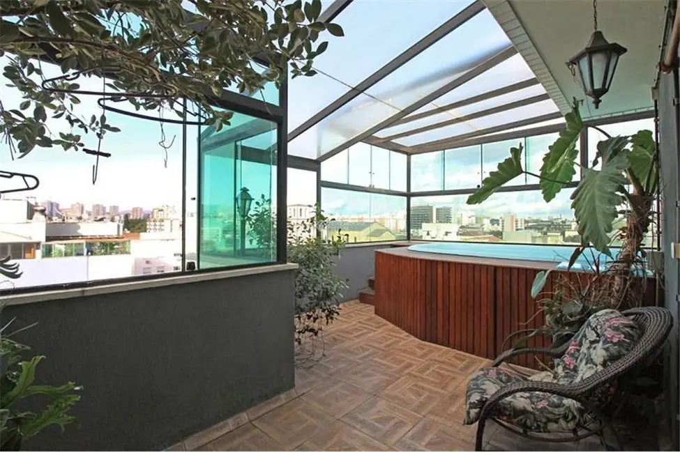 Foto 4 de Cobertura à venda, 205m2 em Cristo Redentor, Porto Alegre - RS