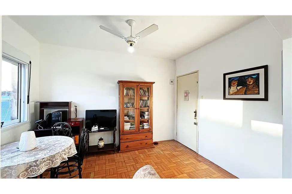Apartamento com 1 quarto à venda, 55m2 em Menino Deus, Porto Alegre - RS - imagem 4 Foto 4 de Apartamento com 1 quarto à venda, 55m2 em Menino Deus, Porto Alegre - RS
