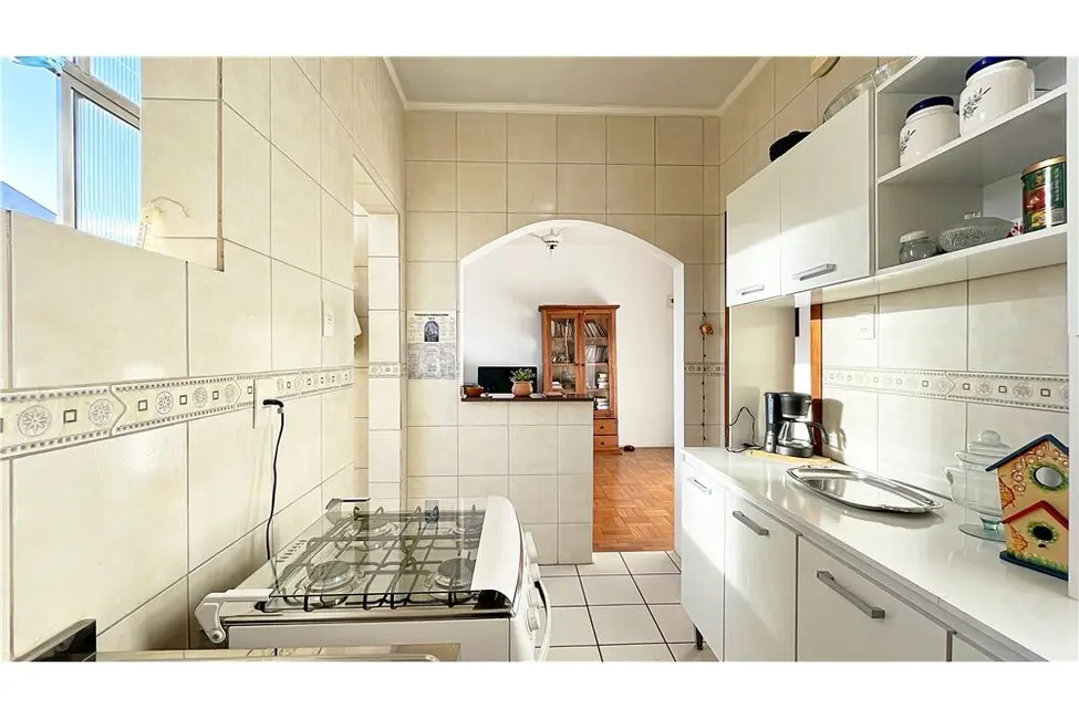 Apartamento com 1 quarto à venda, 55m2 em Menino Deus, Porto Alegre - RS - imagem 8 Foto 8 de Apartamento com 1 quarto à venda, 55m2 em Menino Deus, Porto Alegre - RS