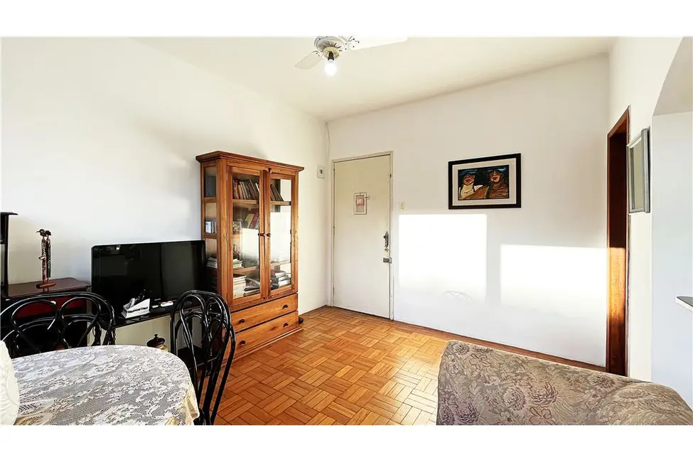 Apartamento com 1 quarto à venda, 55m2 em Menino Deus, Porto Alegre - RS - imagem 3 Foto 3 de Apartamento com 1 quarto à venda, 55m2 em Menino Deus, Porto Alegre - RS