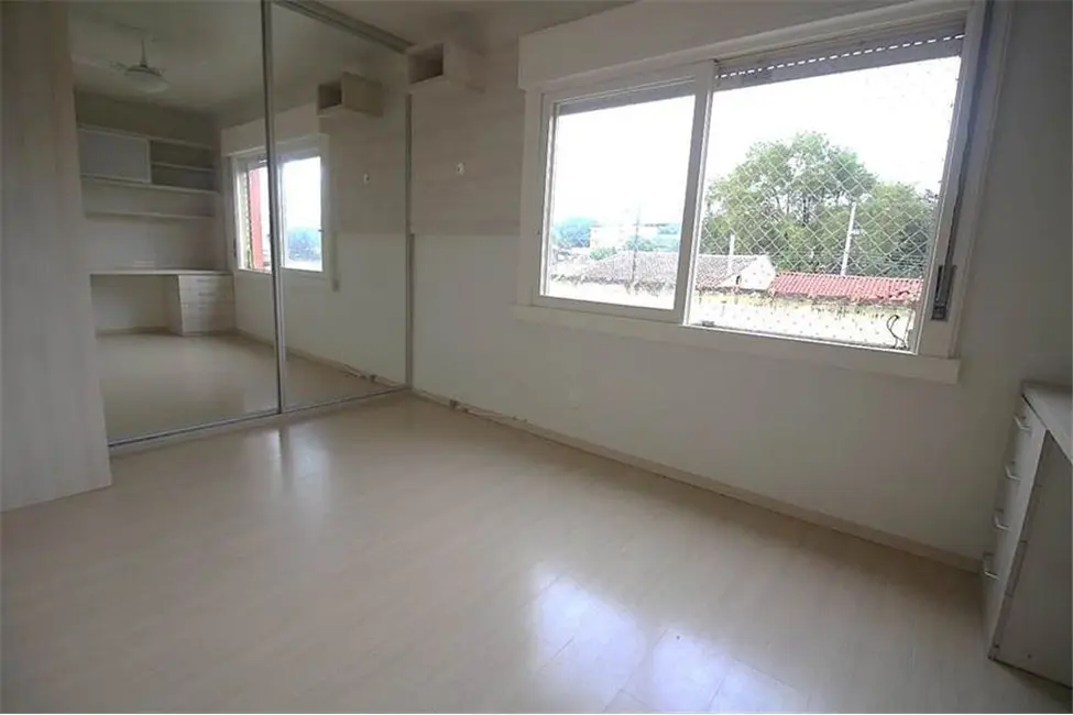 Apartamento com 2 quartos à venda, 58m2 em Jardim do Salso, Porto Alegre - RS - imagem 5 Foto 5 de Apartamento com 2 quartos à venda, 58m2 em Jardim do Salso, Porto Alegre - RS