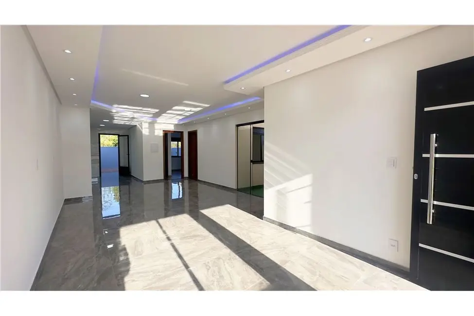 Casa com 3 quartos à venda, 91m2 em Loteamento Jardim Timbaúva, Gravatai - RS - imagem 3 Foto 3 de Casa com 3 quartos à venda, 91m2 em Loteamento Jardim Timbaúva, Gravatai - RS