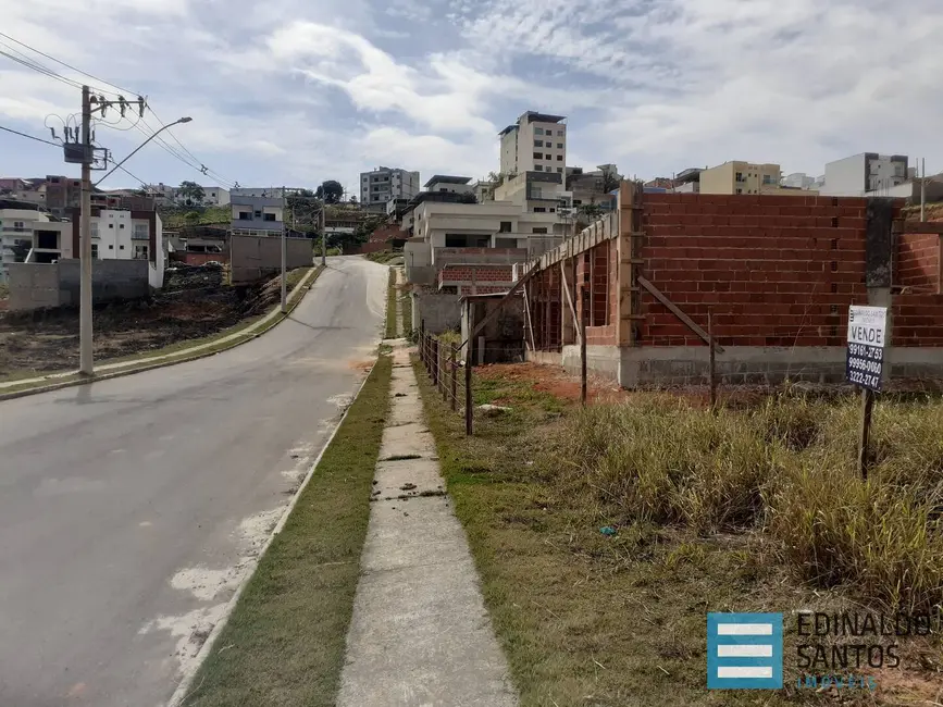 Terreno / Lote à venda, 300m2 em Jardim dos Alfineiros, Juiz De Fora - MG - imagem 3 Foto 3 de Terreno / Lote à venda, 300m2 em Jardim dos Alfineiros, Juiz De Fora - MG