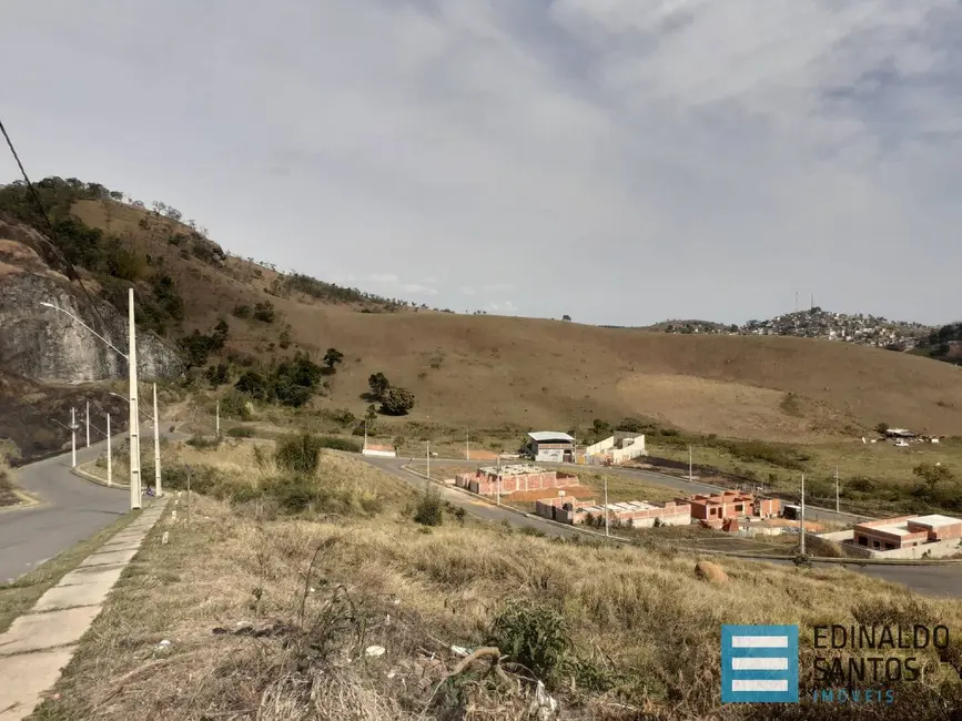 Terreno / Lote à venda, 300m2 em Jardim dos Alfineiros, Juiz De Fora - MG - imagem 4 Foto 4 de Terreno / Lote à venda, 300m2 em Jardim dos Alfineiros, Juiz De Fora - MG