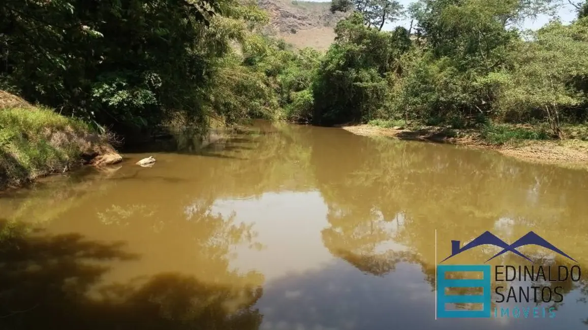 Foto 1 de Chácara com 2 quartos à venda, 6000m2 em Juiz De Fora - MG