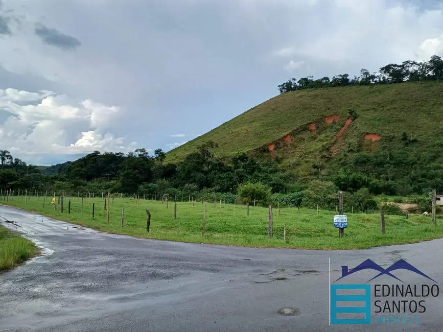 Foto 1 de Terreno / Lote à venda, 542m2 em Juiz De Fora - MG