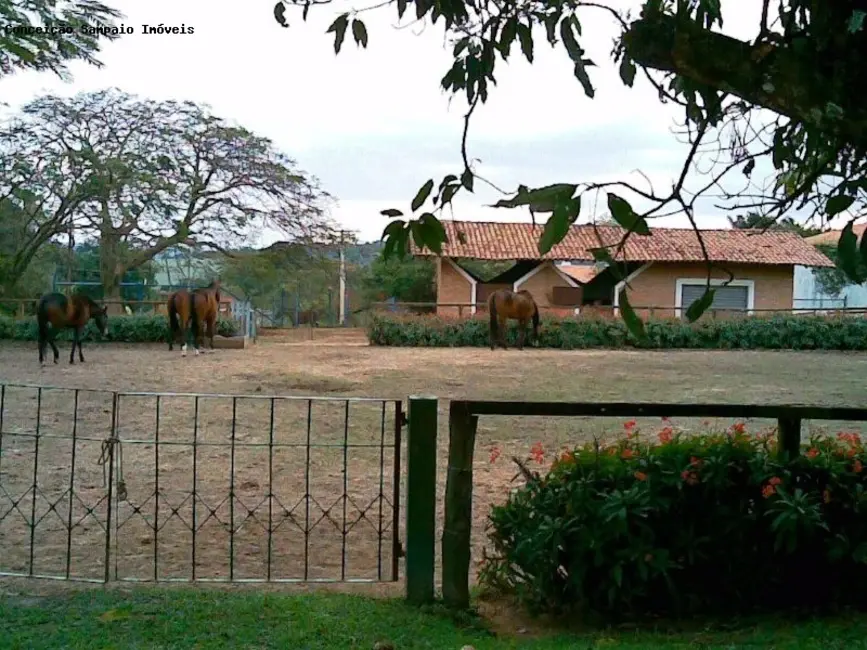 Foto 1 de Chácara com 4 quartos à venda, 394m2 em Indaiatuba - SP