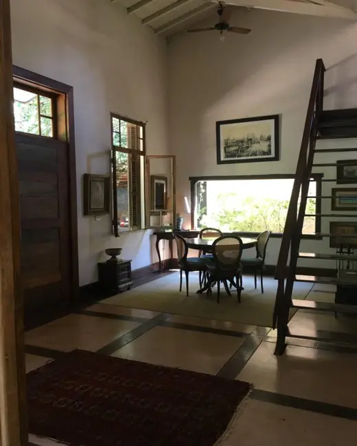 Chácara com 4 quartos à venda e para alugar, 745m2 em Recanto Campestre Internacional de Viracopos Gleba 1, Indaiatuba - SP - imagem 5 Foto 5 de Chácara com 4 quartos à venda e para alugar, 745m2 em Recanto Campestre Internacional de Viracopos Gleba 1, Indaiatuba - SP