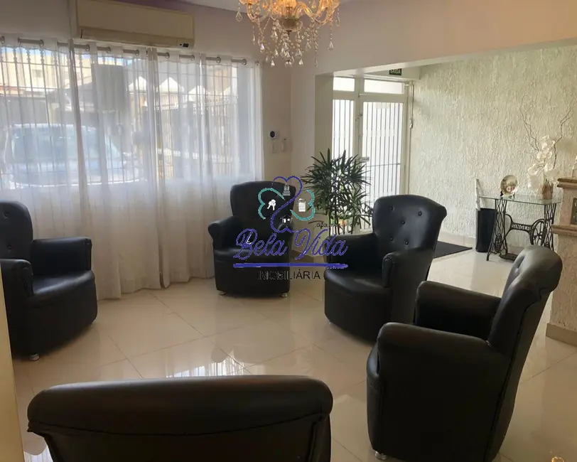 Casa com 9 quartos à venda, 291m2 em Jardim do Lago, Campinas - SP - imagem 3 Foto 3 de Casa com 9 quartos à venda, 291m2 em Jardim do Lago, Campinas - SP