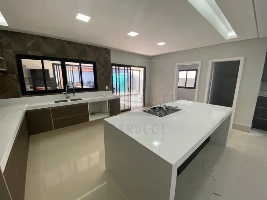 Foto 1 de Casa de Condomínio com 4 quartos à venda, 320m2 em Campinas - SP