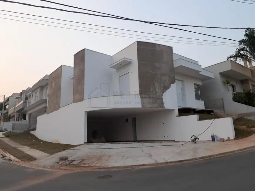 Foto 1 de Casa de Condomínio com 3 quartos à venda, 218m2 em Valinhos - SP