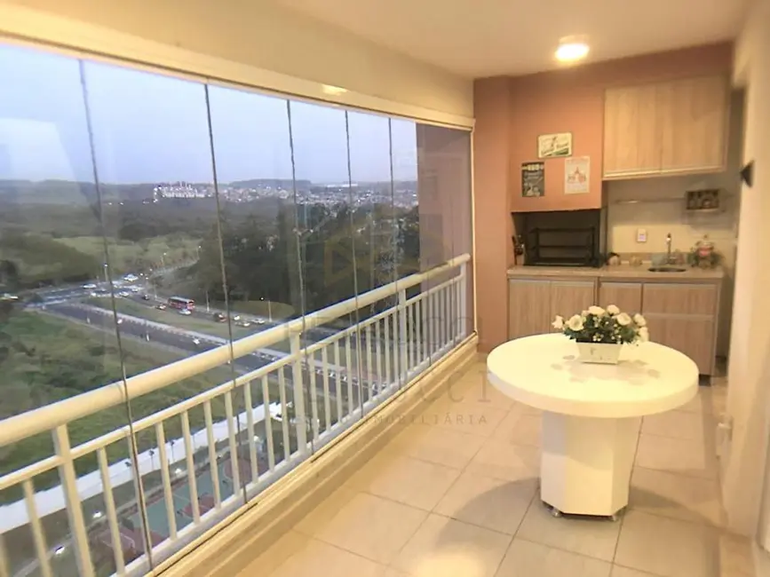 Foto 2 de Apartamento com 3 quartos à venda, 108m2 em Campinas - SP