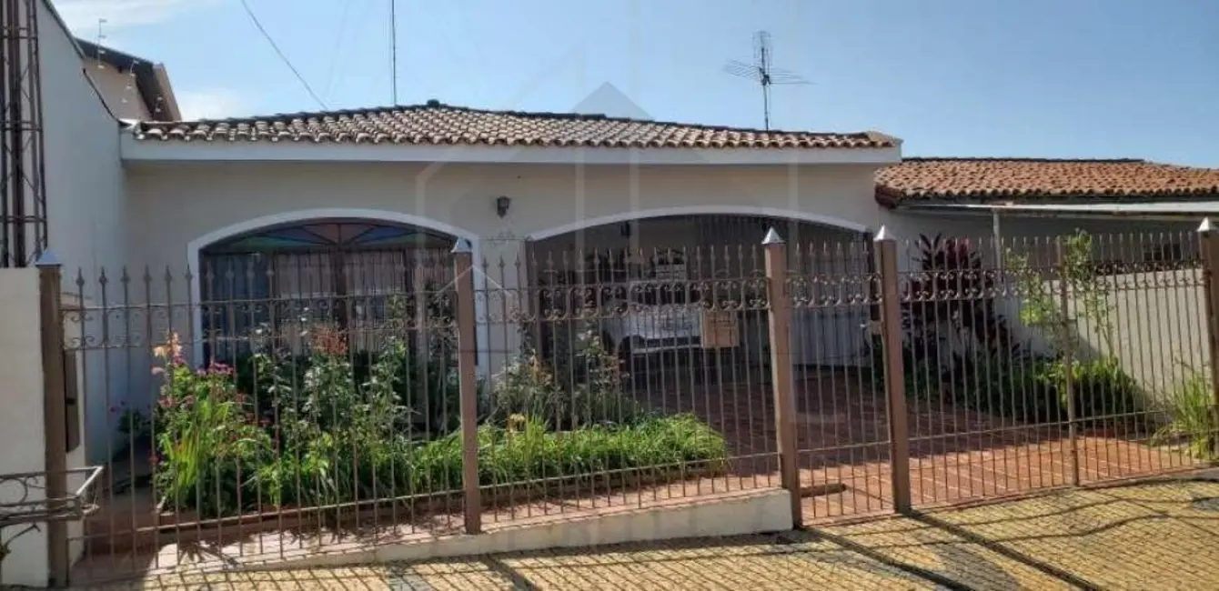 Foto 1 de Casa com 3 quartos à venda, 204m2 em Campinas - SP