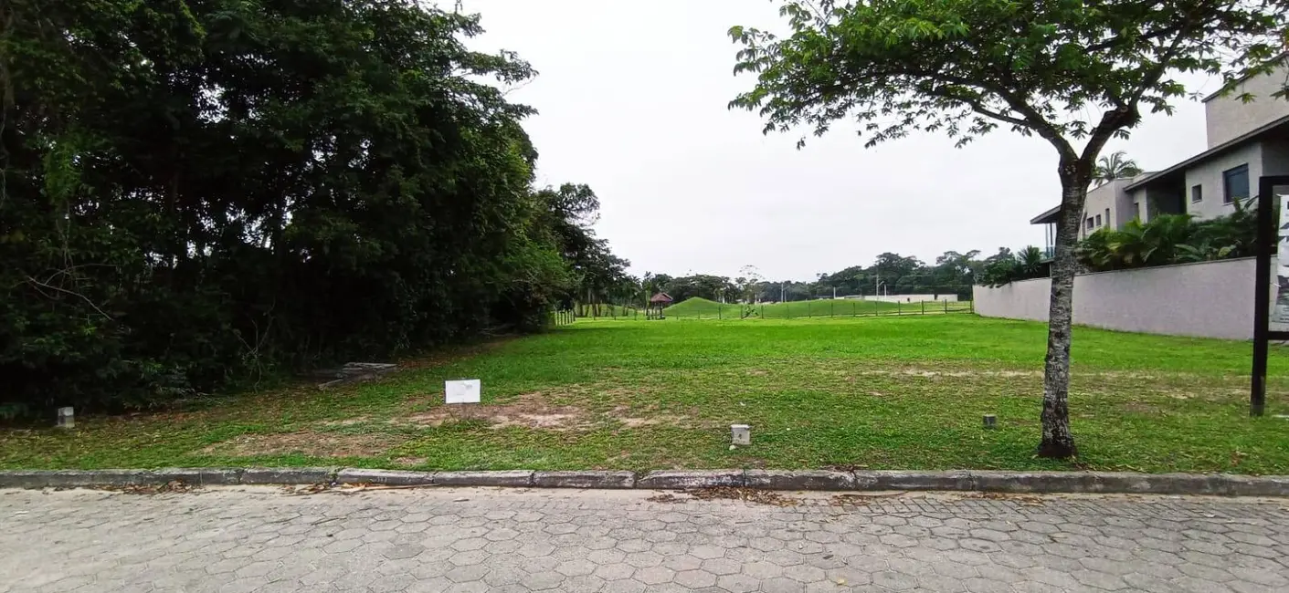 Terreno / Lote à venda, 868m2 em Riviera de São Lourenço, Bertioga - SP - imagem 3 Foto 3 de Terreno / Lote à venda, 868m2 em Riviera de São Lourenço, Bertioga - SP
