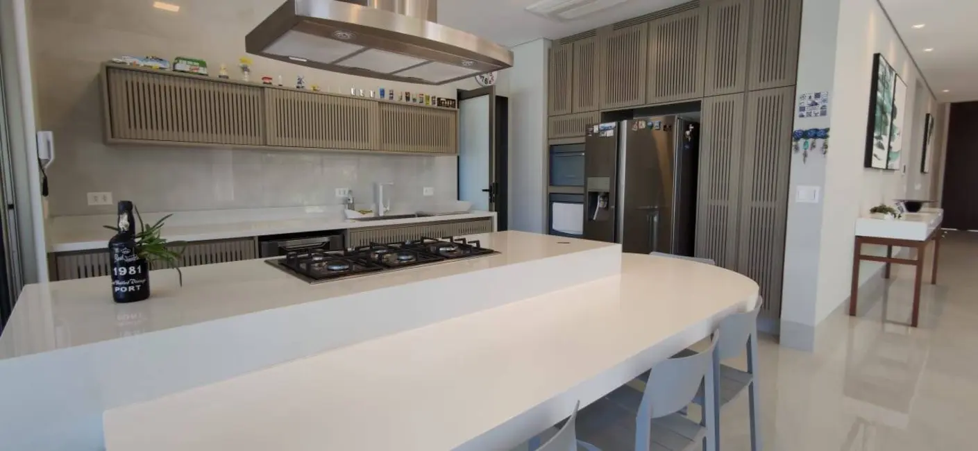 Casa com 7 quartos à venda, 781m2 em Riviera de São Lourenço, Bertioga - SP - imagem 8 Foto 8 de Casa com 7 quartos à venda, 781m2 em Riviera de São Lourenço, Bertioga - SP