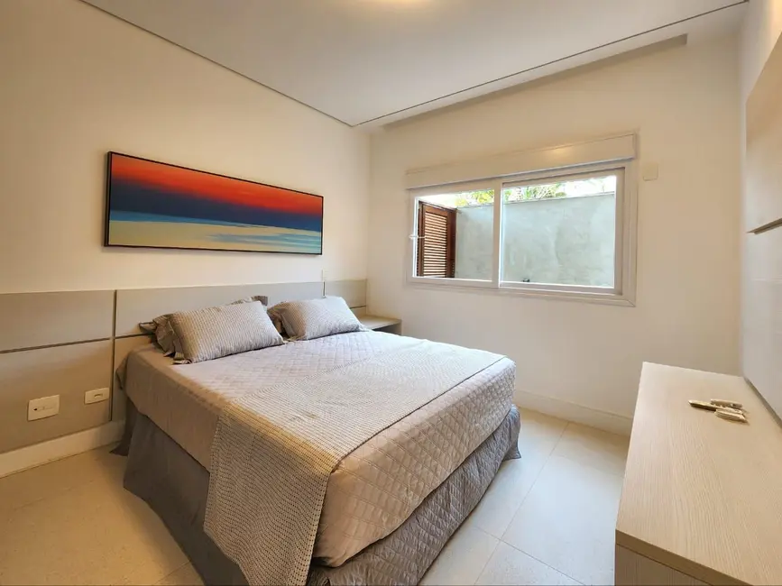 Foto 8 de Casa com 5 quartos à venda, 416m2 em Riviera de São Lourenço, Bertioga - SP