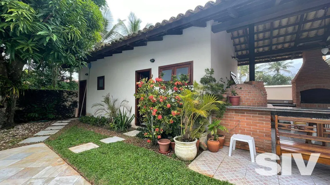 Foto 2 de Casa com 6 quartos à venda, 323m2 em Riviera de São Lourenço, Bertioga - SP