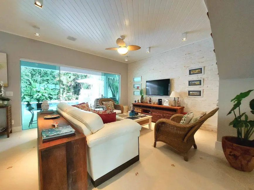 Foto 6 de Casa com 5 quartos à venda, 297m2 em Riviera de São Lourenço, Bertioga - SP