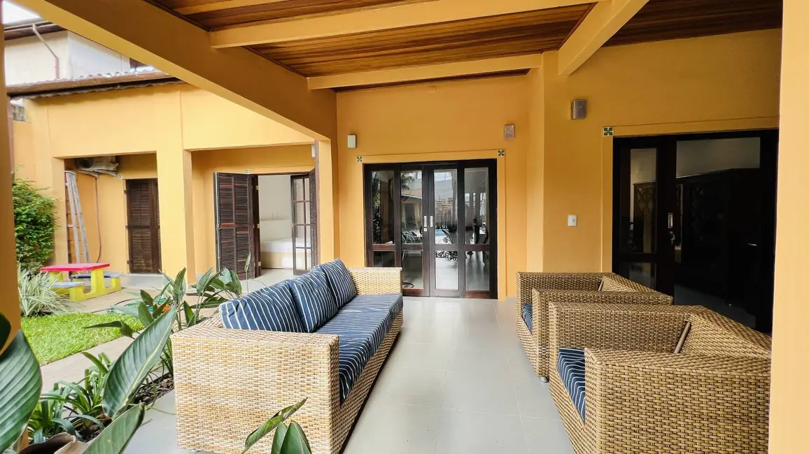 Casa com 4 quartos à venda, 200m2 em Bertioga - SP - imagem 8 Foto 8 de Casa com 4 quartos à venda, 200m2 em Bertioga - SP