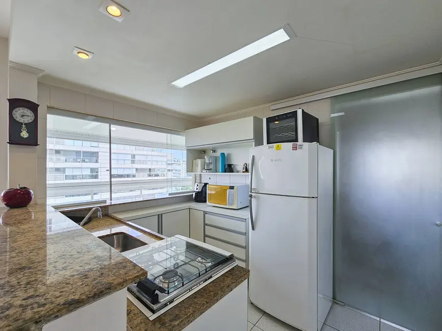 Foto 4 de Apartamento com 3 quartos à venda, 105m2 em Riviera de São Lourenço, Bertioga - SP