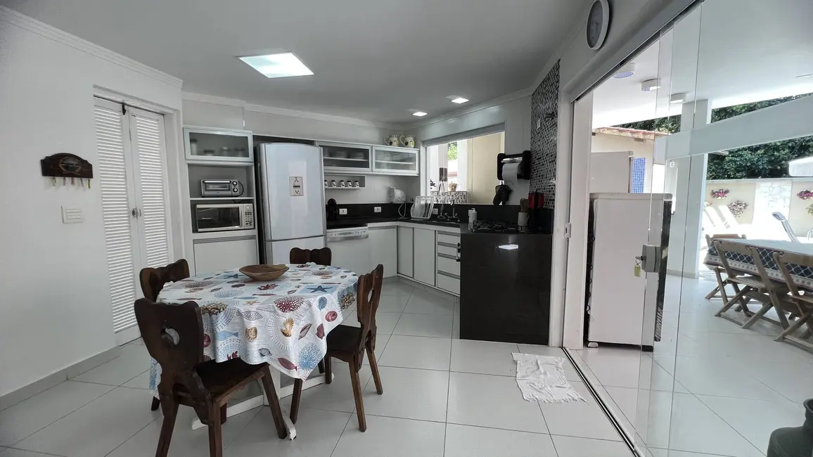 Foto 8 de Casa com 4 quartos à venda, 245m2 em Riviera de São Lourenço, Bertioga - SP
