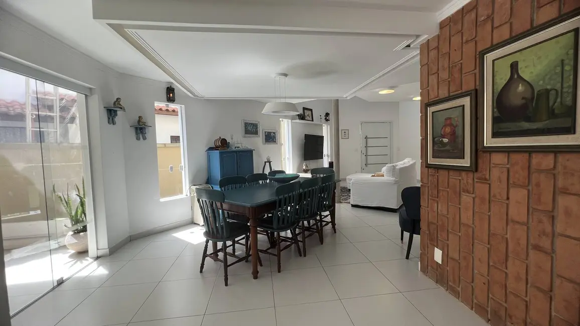 Foto 6 de Casa com 4 quartos à venda, 245m2 em Riviera de São Lourenço, Bertioga - SP